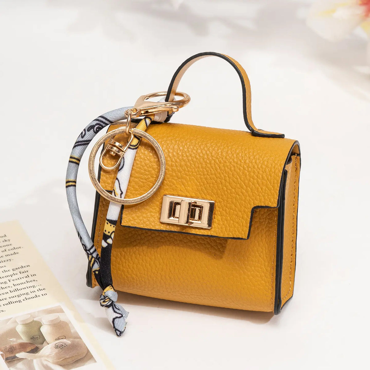 Mini Leather Keychain Pouch – Compact Storage for Airpods & Keys
