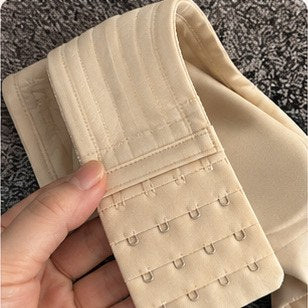 Front closure product detail